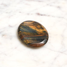 Load image into Gallery viewer, Genuine Tiger&#39;s Eye Worry Stone