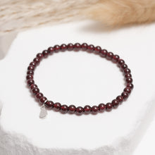 Load image into Gallery viewer, Genuine Garnet Gemstone Bracelet