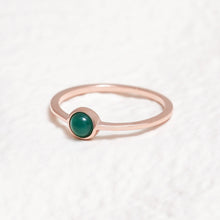 Load image into Gallery viewer, Sterling Silver Chrysoprase Crystal Ring