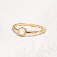 Load image into Gallery viewer, Sterling Silver Clear Quartz Crystal Ring