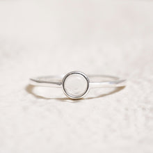 Load image into Gallery viewer, Sterling Silver Clear Quartz Crystal Ring
