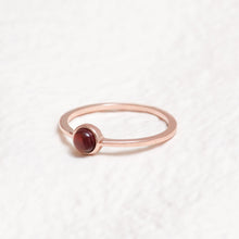 Load image into Gallery viewer, Sterling Silver Garnet Crystal Ring