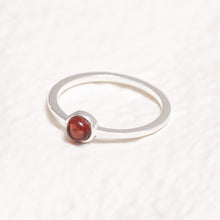 Load image into Gallery viewer, Sterling Silver Garnet Crystal Ring