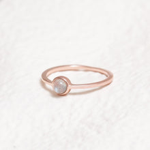 Load image into Gallery viewer, Sterling Silver Grey Moonstone Crystal Ring