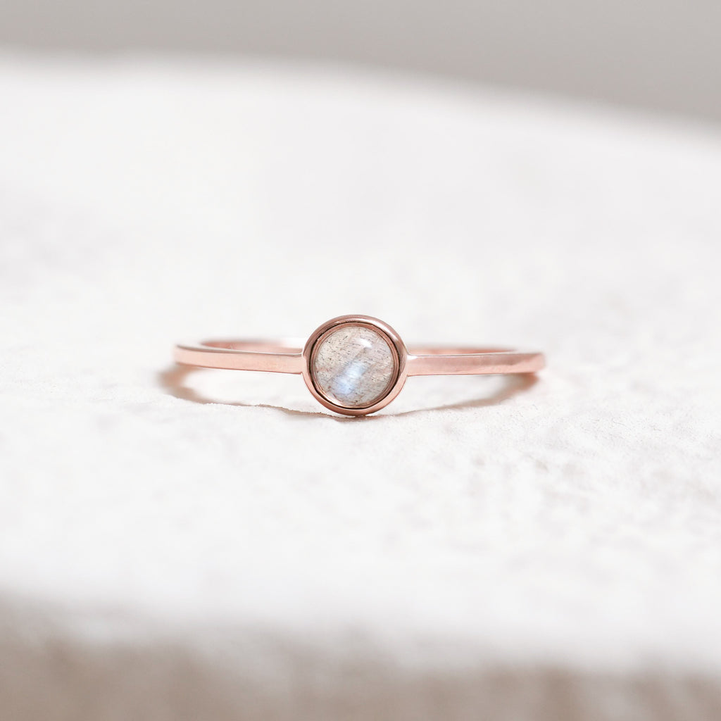 Sterling Silver Grey Moonstone Crystal Ring