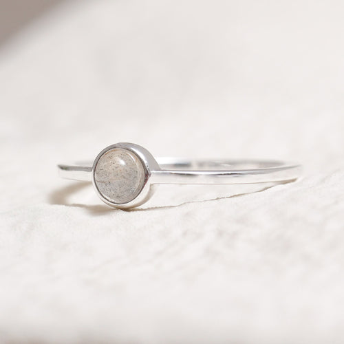Sterling Silver Grey Moonstone Crystal Ring