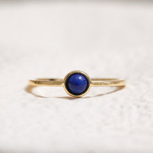 Load image into Gallery viewer, Sterling Silver Lapis Lazuli Crystal Ring