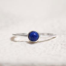 Load image into Gallery viewer, Sterling Silver Lapis Lazuli Crystal Ring