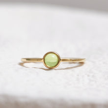 Load image into Gallery viewer, Sterling Silver Peridot Crystal Ring