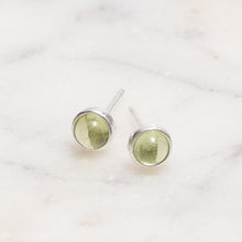 Load image into Gallery viewer, Sterling Silver Peridot Crystal Earrings