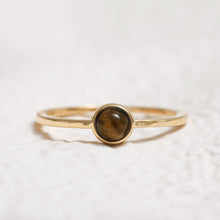 Load image into Gallery viewer, Sterling Silver Tiger&#39;s Eye Crystal Ring