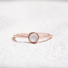 Load image into Gallery viewer, Sterling Silver White Moonstone Crystal Ring