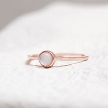 Load image into Gallery viewer, Sterling Silver White Moonstone Crystal Ring