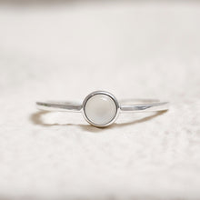 Load image into Gallery viewer, Sterling Silver White Moonstone Crystal Ring